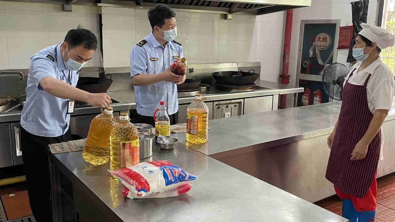 行业背景：烘焙市场崛起，原料需求激增