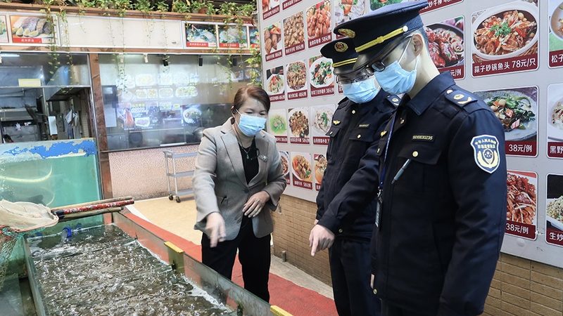 餐饮加盟合同考核指标陷阱揭秘：如何识破隐藏风险**